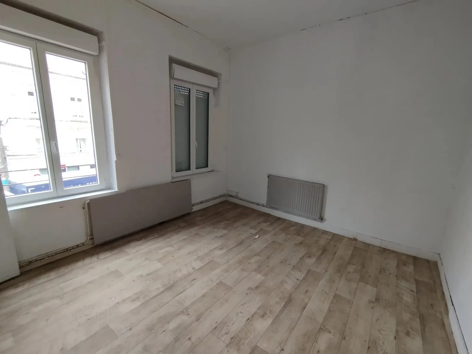 Immeuble - Photo 1