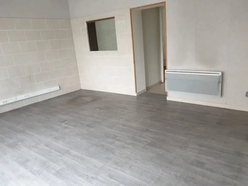 immeuble en vente sur un axe roulant à Brive La Gaillarde - Photo 1