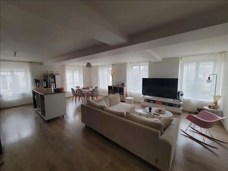 Immeuble - Photo 1
