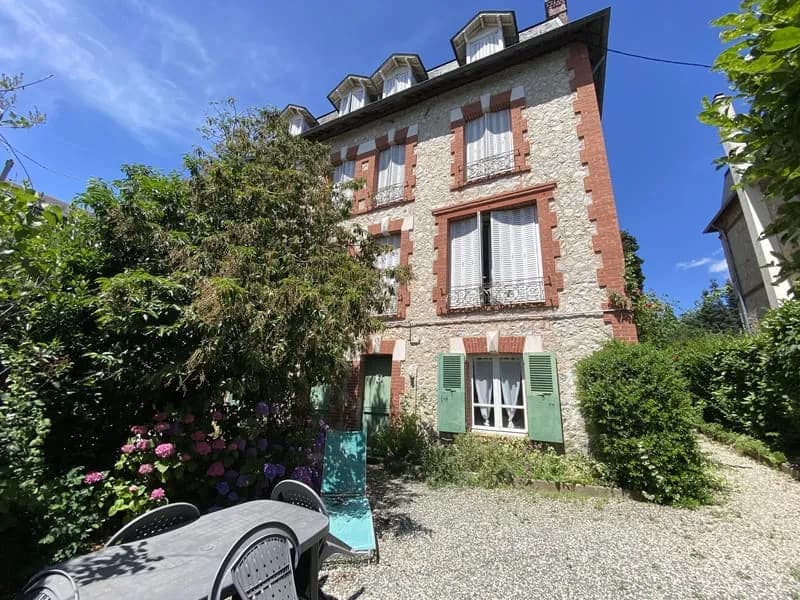 IMMEUBLE de 14 studios à Bagnoles de l'orne - Photo 1