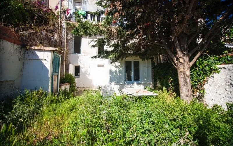SOUS PROMESSE DE VENTE // À vendre Immeuble de 93,29 m² à MARSEILLE 3e - Photo 1