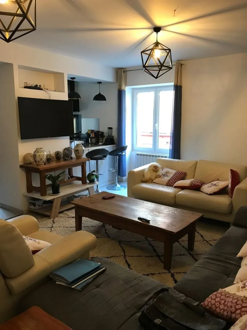 Immeuble mixte commercial/habitation - Photo 1