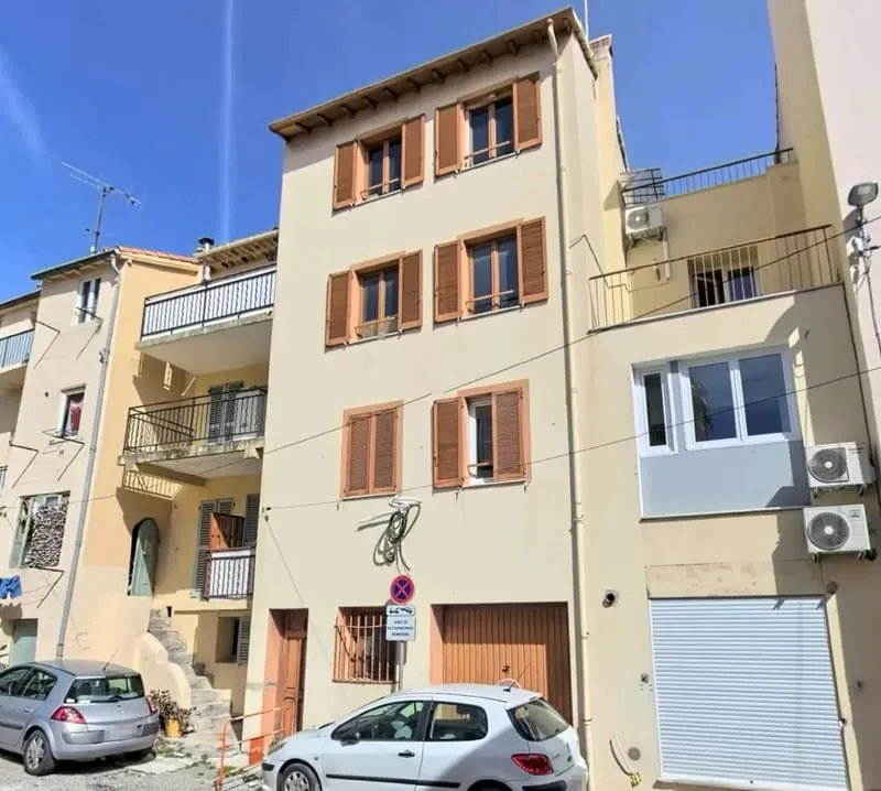 Immeuble de rapport - Nice centre - 220 m² - Photo 1