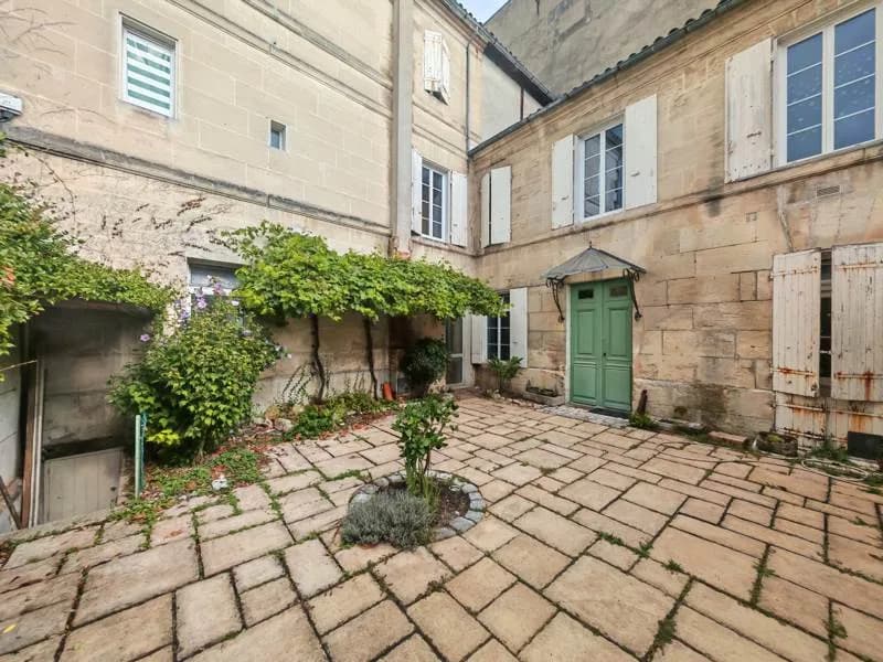 Immeuble - Photo 1