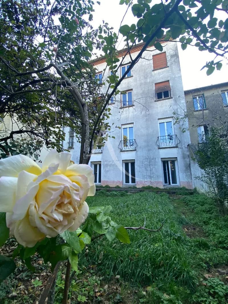 Immeuble Castelnaudary - Photo 1