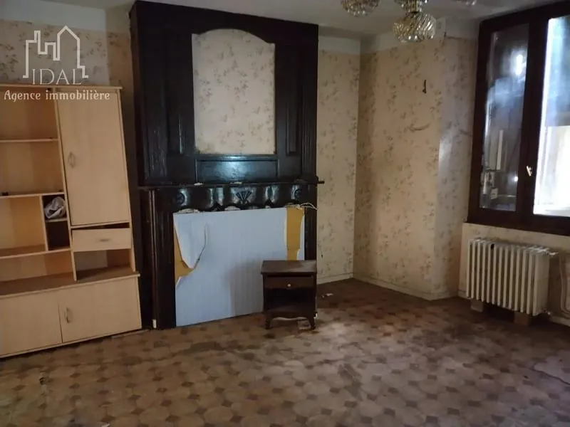 IMMEUBLE A REHABILITER - Photo 1