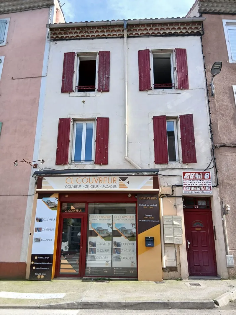 VENTE - IMMEUBLE - 7 pieces - 287 M2 - ALES - Photo 1