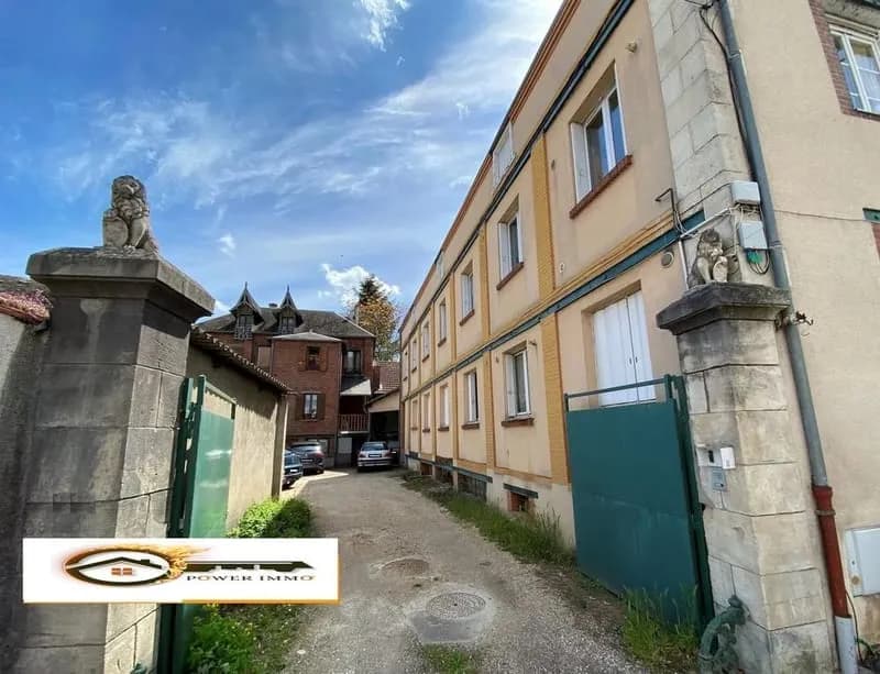 VIERZON PROCHE CENTRE - 2 immeubles de rapport + 1 atelier - Photo 1