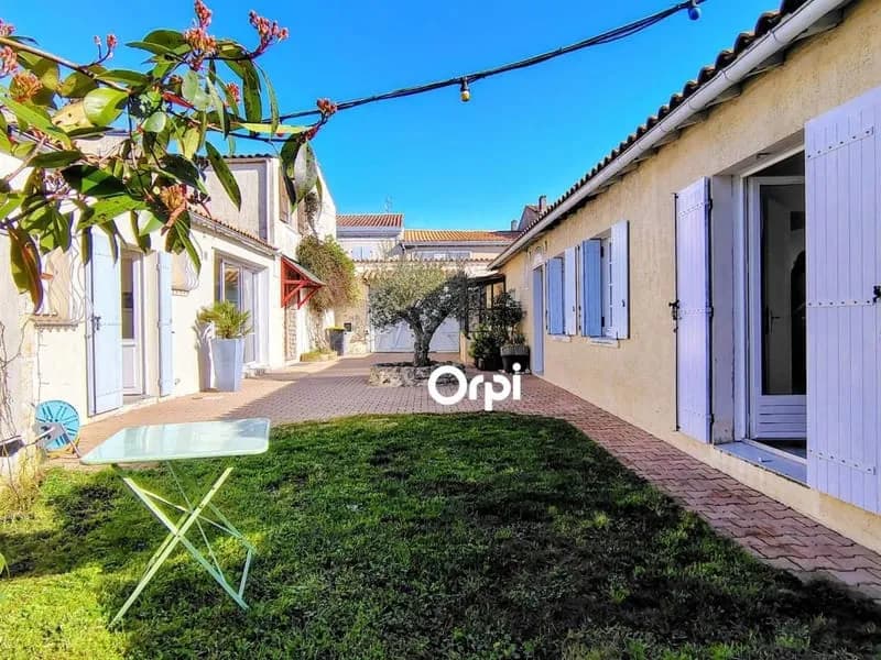 MARENNES - Ensemble immobilier de 2 maisons - Photo 1