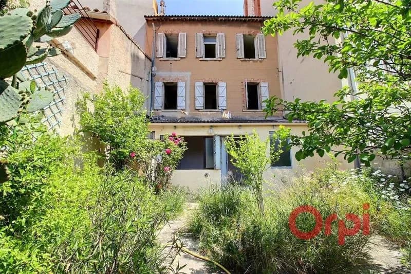 Rare à Endoume (13007) - Immeuble (10 pièces- 165m2) en mono-propriété avec jardin et aperçu mer - Photo 1