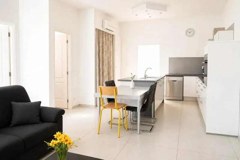Ensemble immobilier loué à Wittenheim, 9 pièces - Photo 1