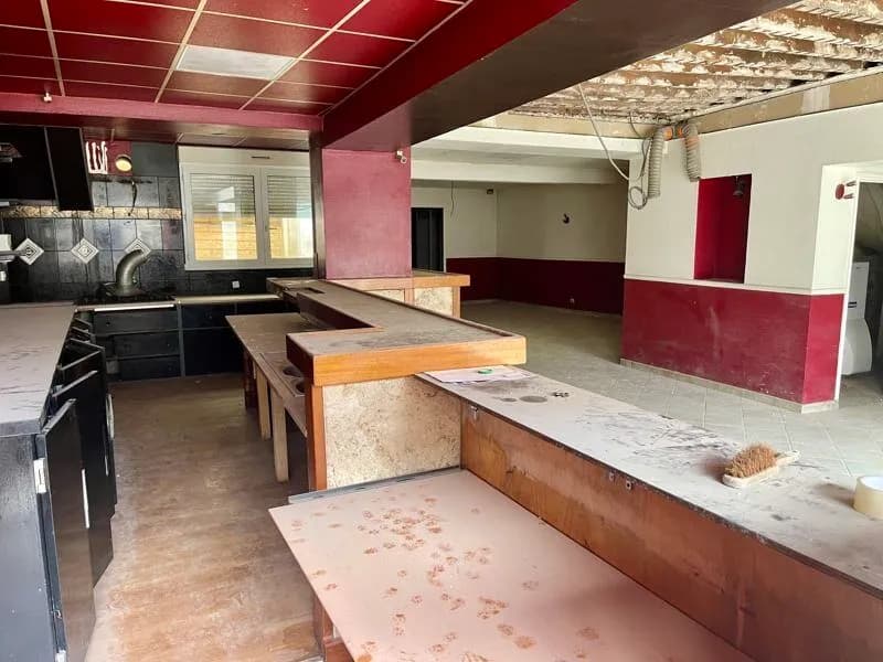 Maison de ville de 6 pièces principales - Photo 1