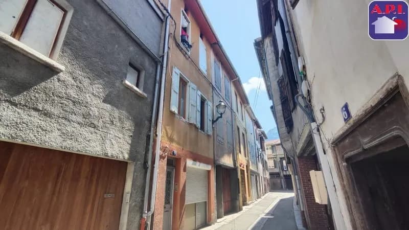Immeuble 125 m² - Photo 1