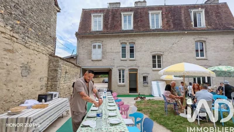 Vente Immeuble 307 m² - Photo 1