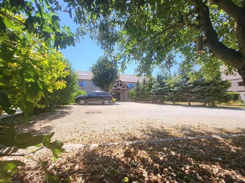 Opportunité Exceptionnelle : Ensemble Immobilier de Charme Entre Paris et Orléans. Idéal Investissement Locatif ! - Photo 1