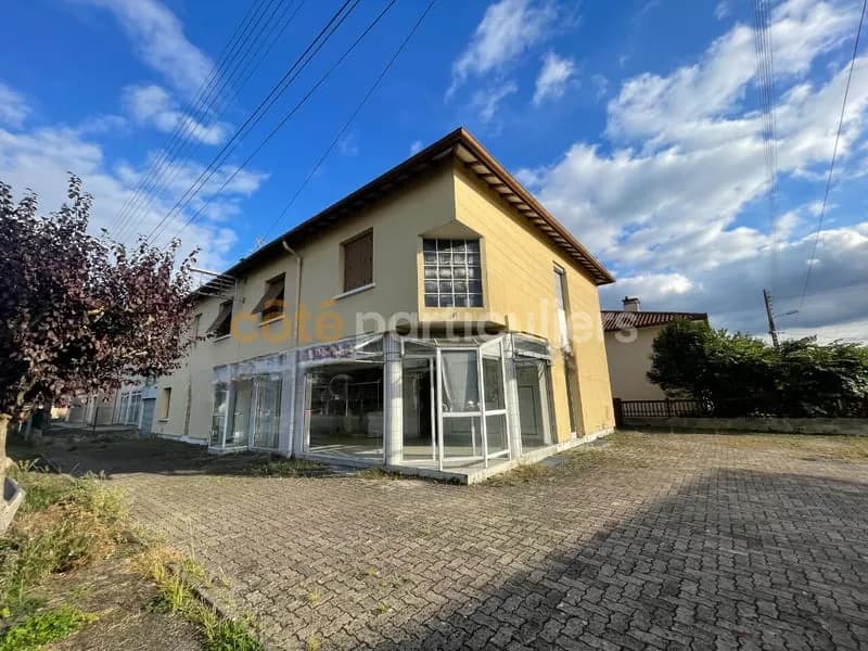 Immeuble de rapport 8 pièces 192 m² - Photo 1