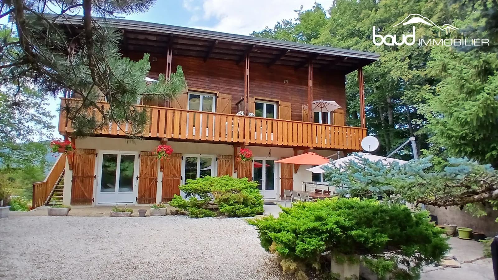 Immeuble de rapport - Photo 1