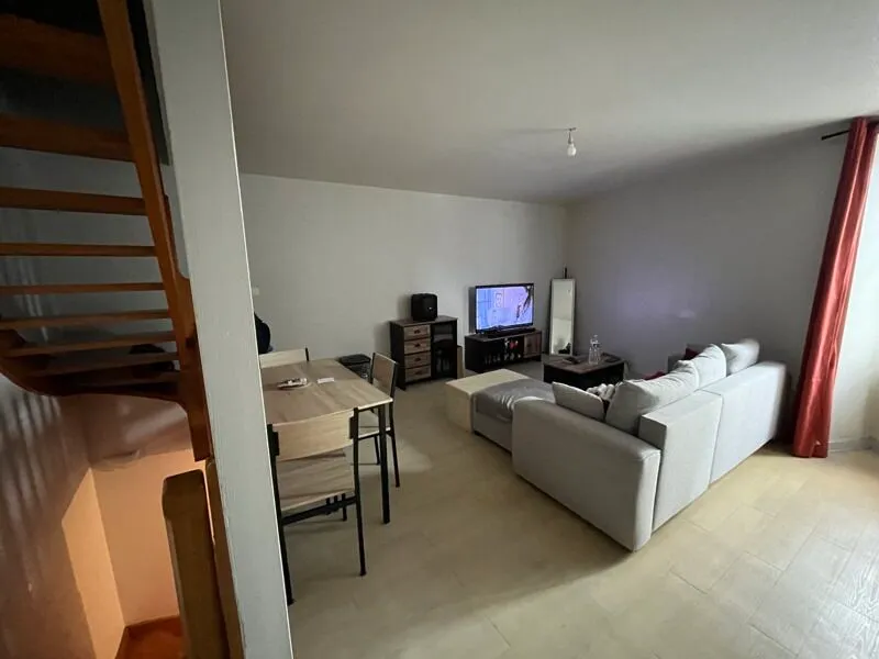 Immeuble - Photo 1