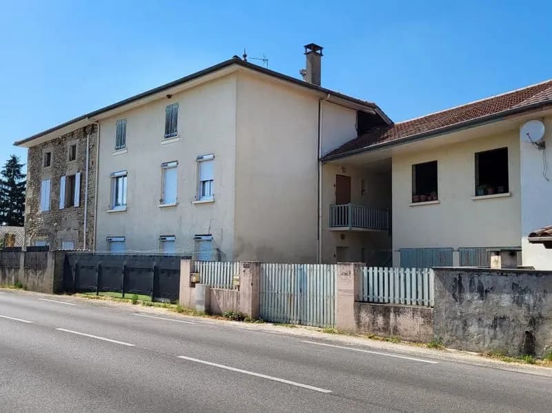 IMMEUBLE DE RAPPORT - Photo 1
