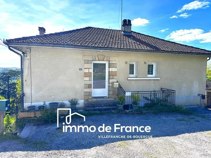 Maison comprenant 3 appartements loués : 1 T2, 2 T3 / T4, 3 garages et parkings - Photo 1