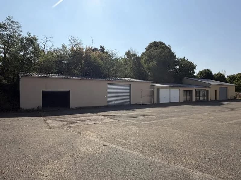 À Châteaudun (28), immeuble de 1300m2 à vendre 480000 EUR - Photo 1