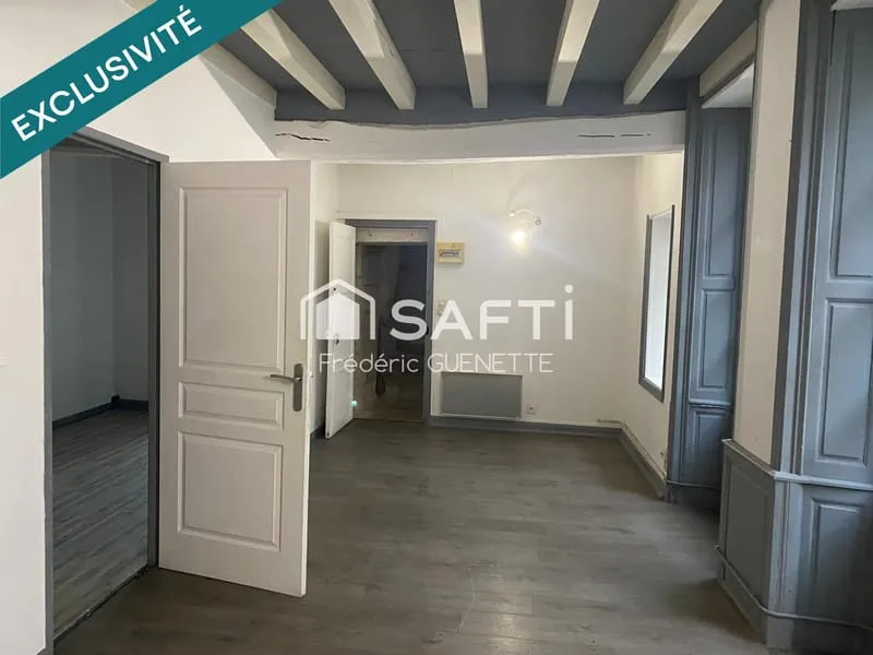 IMMEUBLE DE RAPPORT CENTRE NIORT 2STUDIOS, 1 T2 - Photo 1