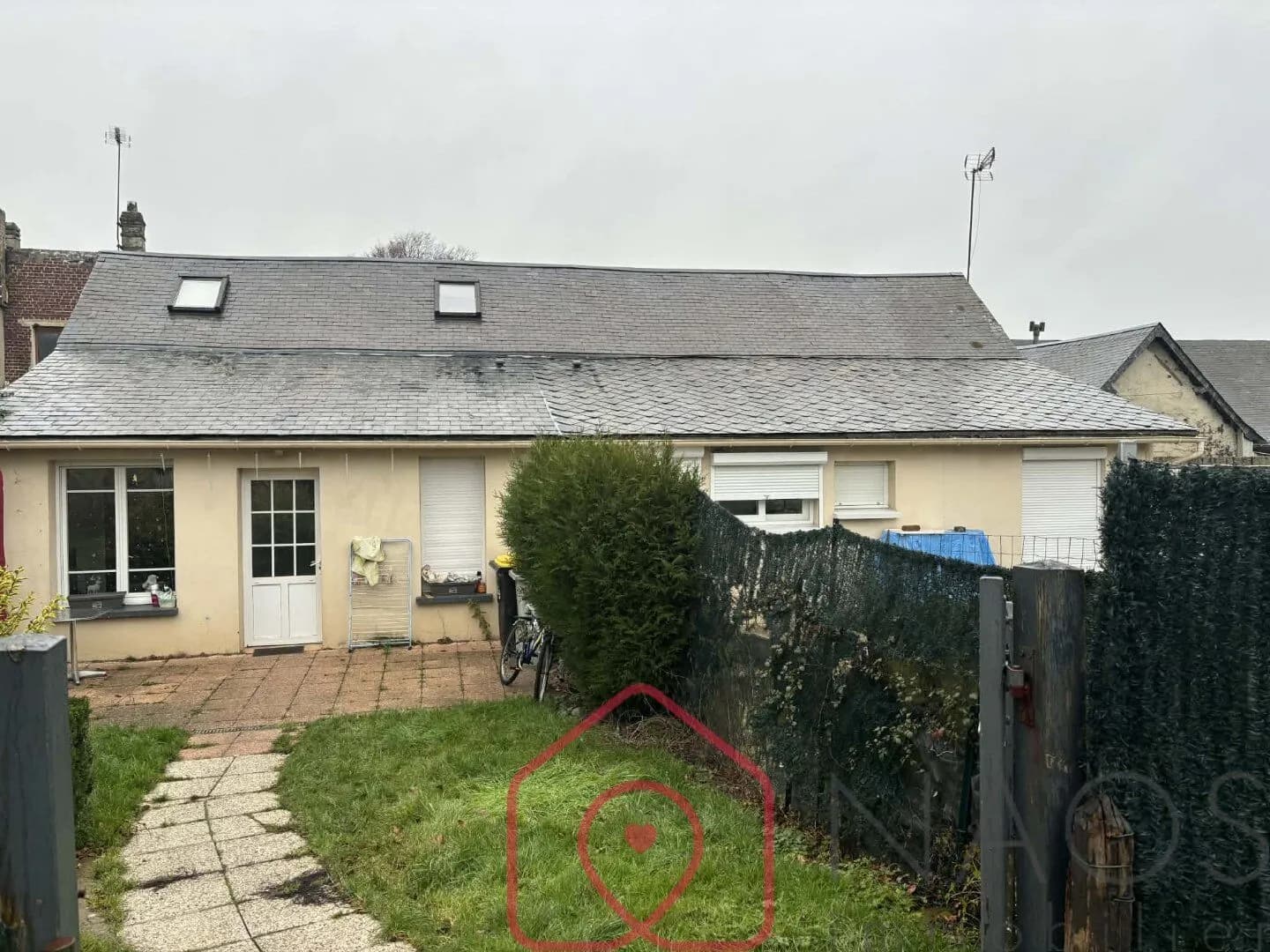 Ensemble immobilier locatif Entre Friville et les 3 Villes Surs - Photo 1