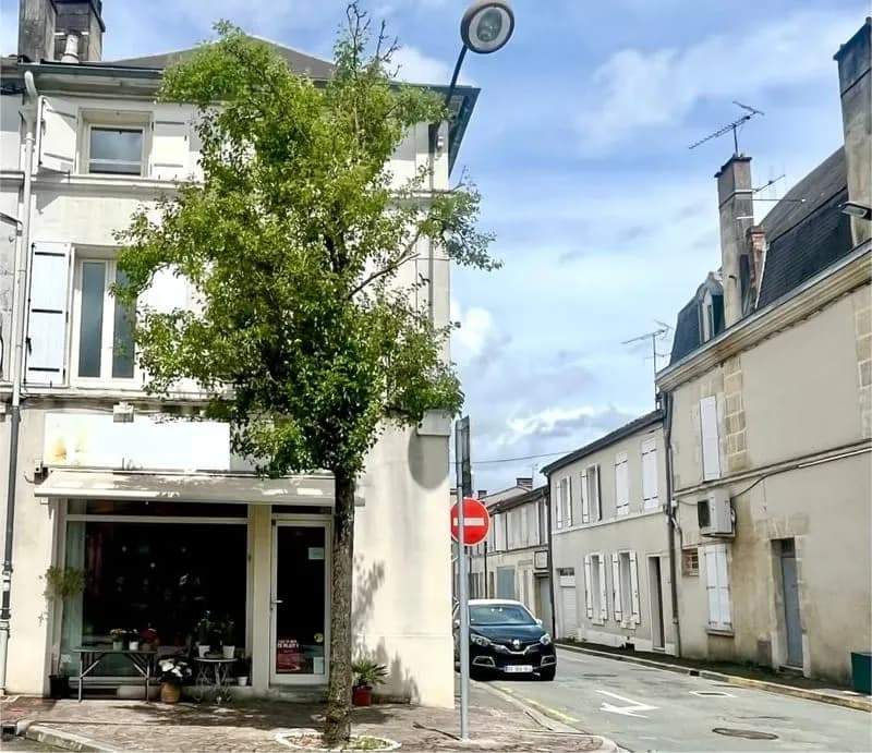 Immeuble de rapport 108 m² - Cognac - Photo 1