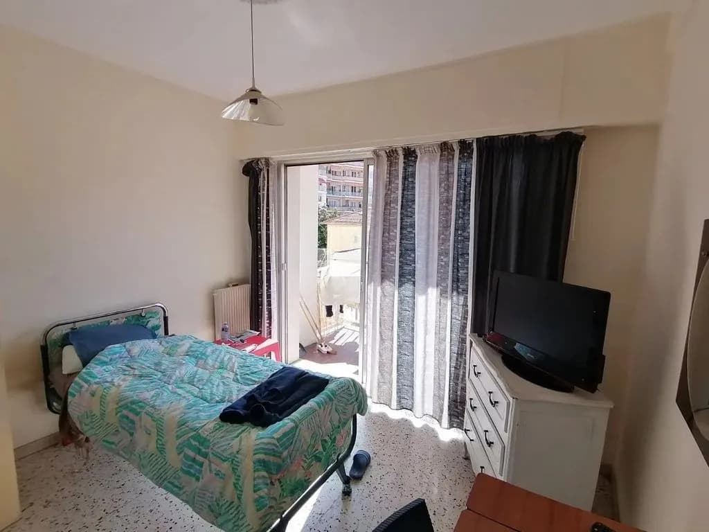 Immeuble de rapport 1 pièce 150 m² - Photo 1
