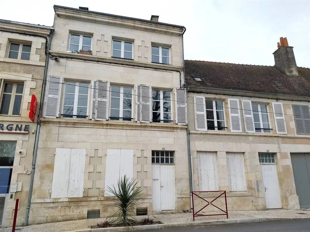Immeuble de rapport 18 pièces 290 m² - Photo 1