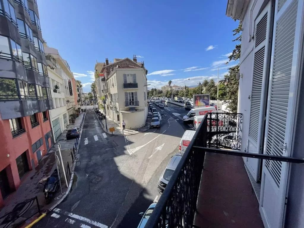 Immeuble de rapport 5 pièces 165 m² - Photo 1