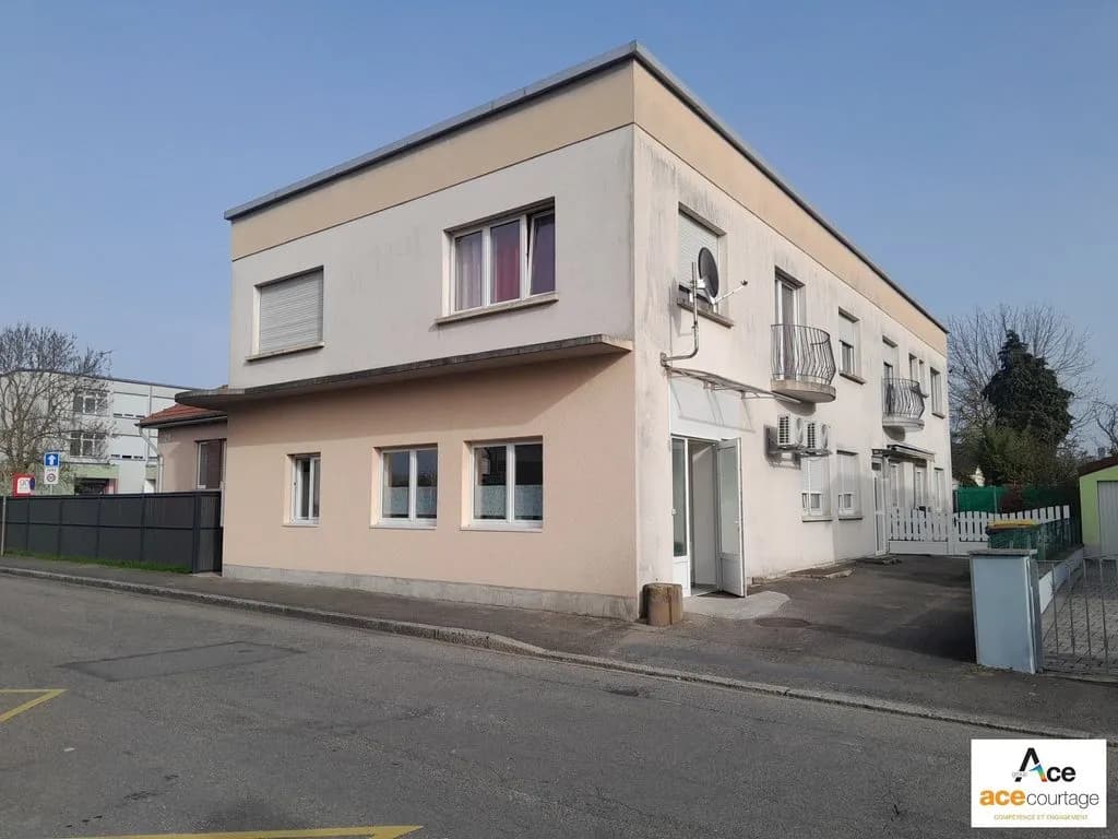 Immeuble de rapport 310 m² - Photo 1