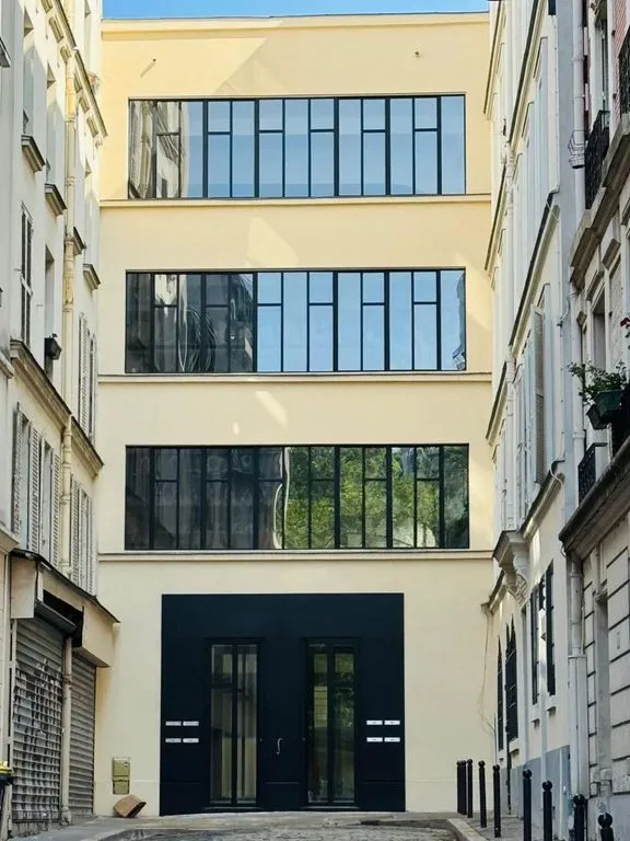 Immeuble de rapport 6 pièces 1344 m² - Photo 1