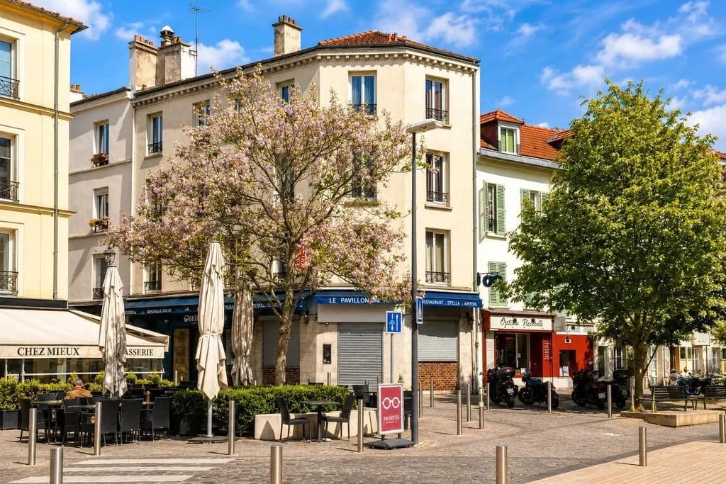 Immeuble de rapport 6 pièces 227 m² - Photo 1