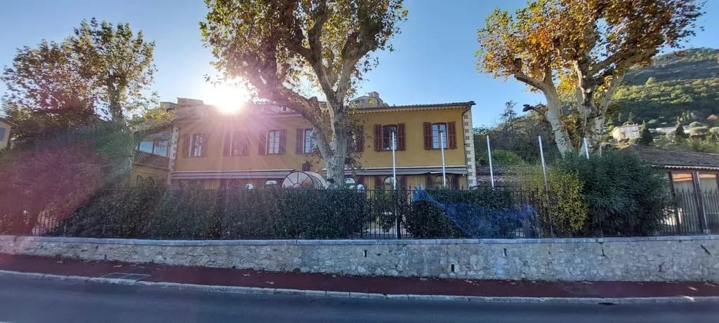 Immeuble de rapport 784 m² - Photo 1