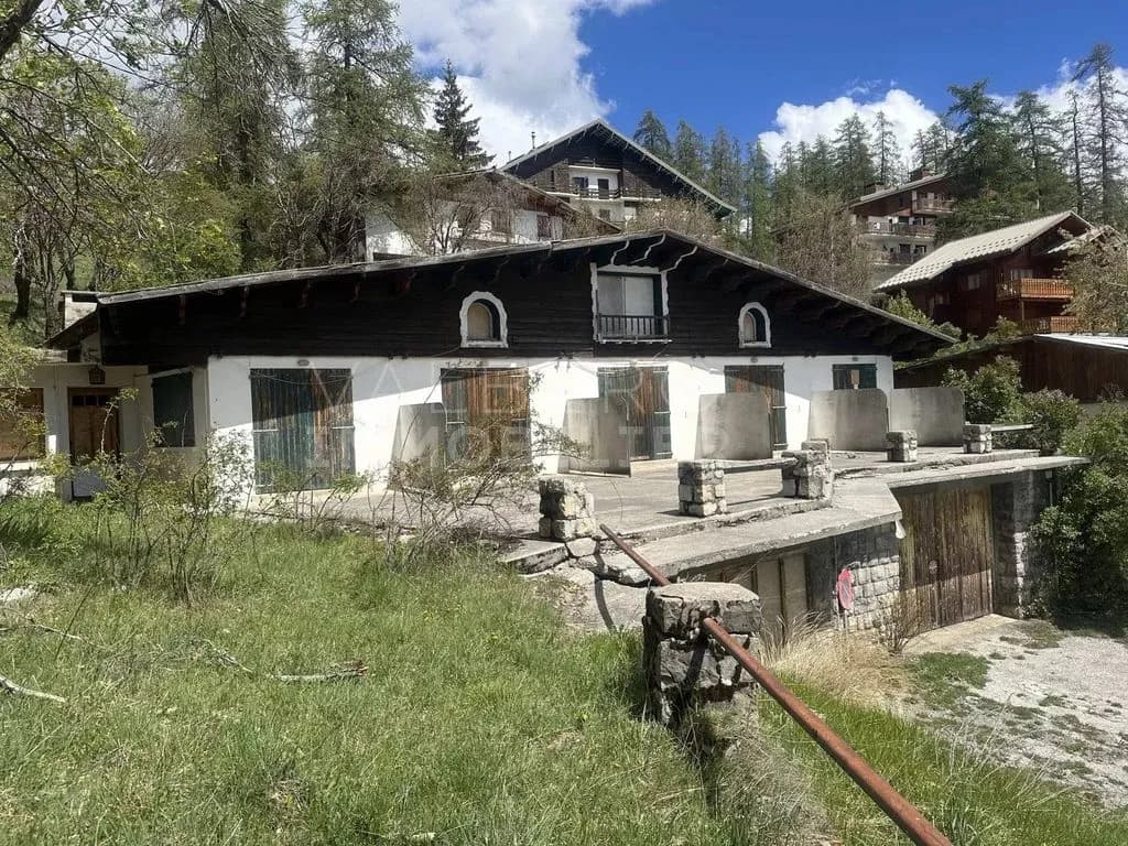 Immeuble de rapport 9 pièces 360 m² - Photo 1
