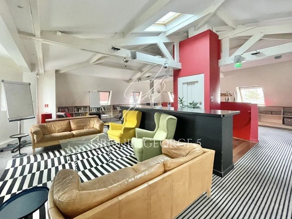 Immeuble de rapport 20 pièces 624 m² - Photo 1