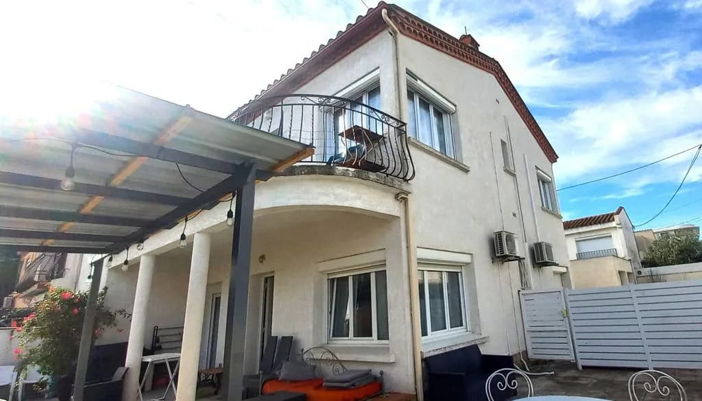 Immeuble de rapport 177 m² - Photo 1