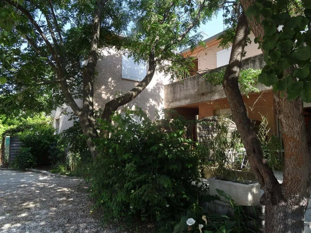 Immeuble 26 pièces 418 m² - Photo 1