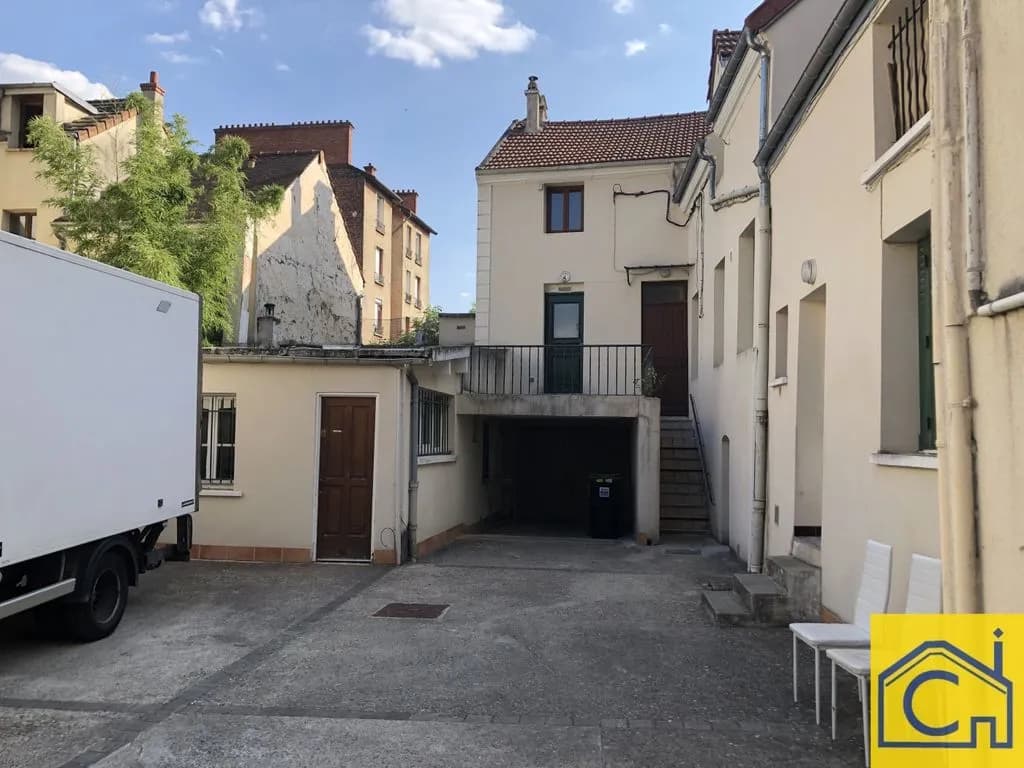 Immeuble de rapport 17 pièces 310 m² - Photo 1