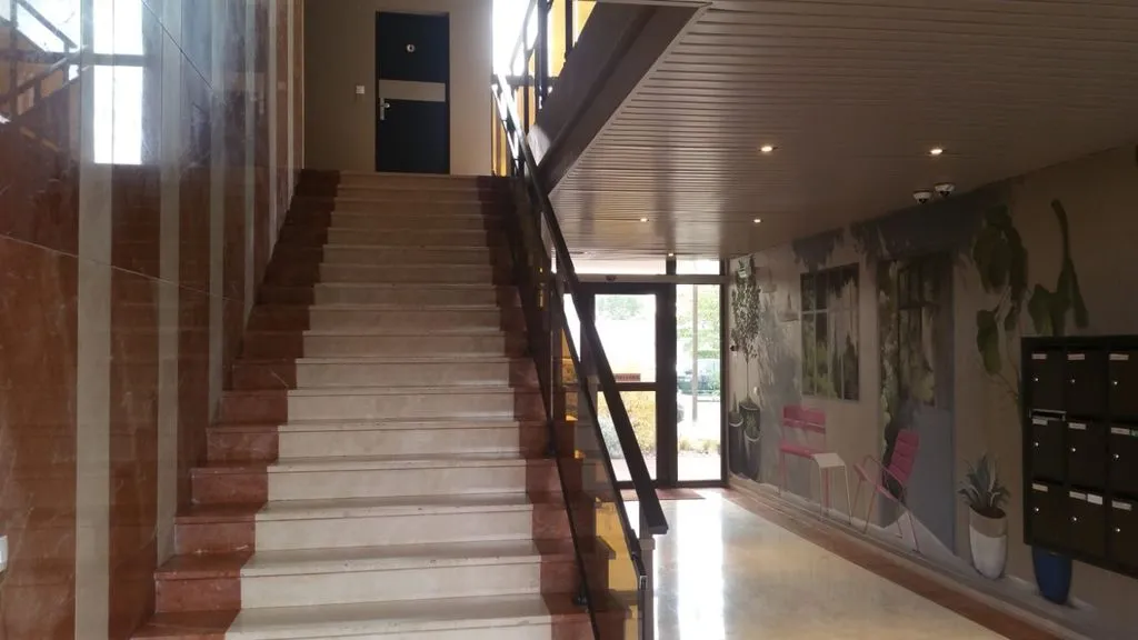 Immeuble de rapport 4500 m² - Photo 1