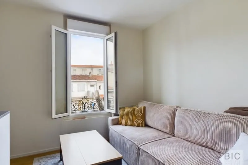 Immeuble monopropriété de 4 appartements avec chacun un jardin ou un balcon - Photo 1
