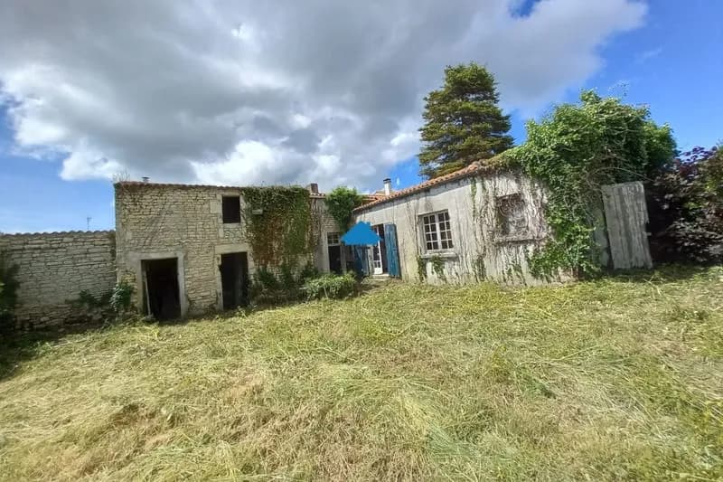 ENSEMBLE IMMOBILIER A RENOVER PROCHE SAINT PIERRE D'OLERON - Photo 1