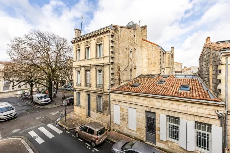 Immeuble de 6 appartements et 6 Garages Bordeaux Saint-Seuri - Photo 1