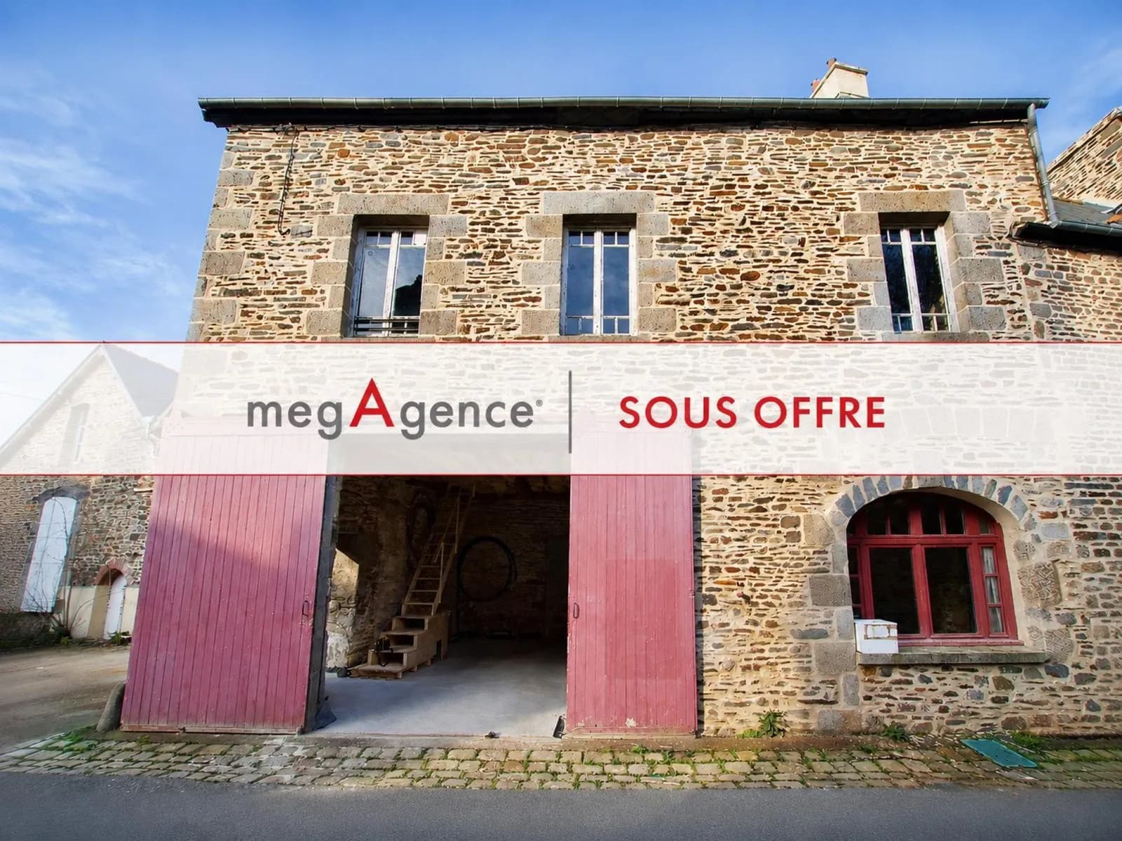 AU CALME / IMMEUBLE 130m2 / À RENOVER - Photo 1