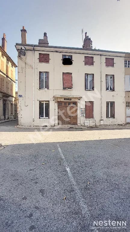 Local professionnel + appartements : Le bien idéal pour investir ou développer votre activité - Photo 1
