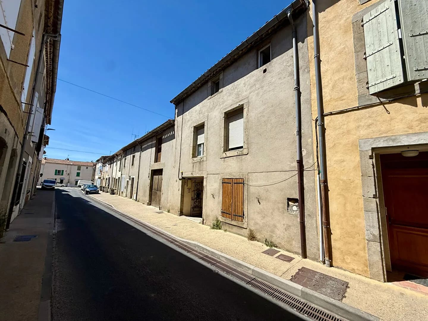 Maison de 198 m² avec deux logements distincts, terrasse, jardin et fort potentiel d'acquisition familiale ou patrimoniale - Photo 1