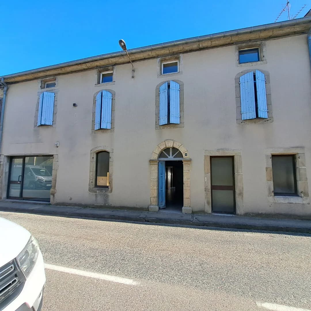 A VENDRE IMMEUBLE 2 APPARTEMENTS + 2 LOCAUX COMMERCIAUX - Photo 1
