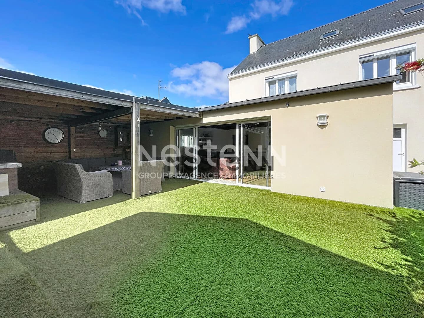 Ensemble immobilier de 273 m² habitables sur 868 m² de terrain - Photo 1