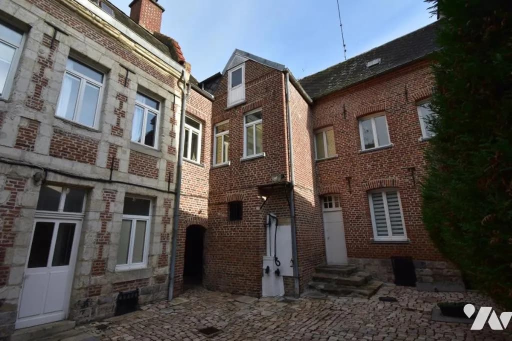 Immeuble 150 m² - Photo 1
